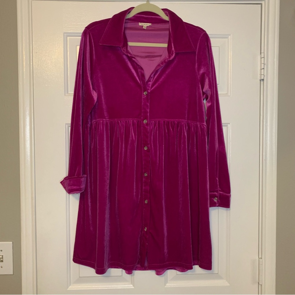JODIFL Velvet Top in Vibrant Fuchsia